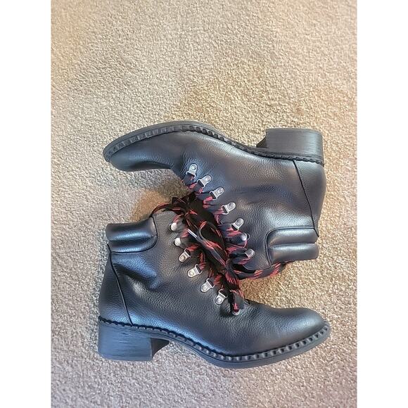Gentle Souls by Kenneth Cole Women's Brooklyn 2.1 Combat Boots Black 11M NEW - Picture 2 of 9